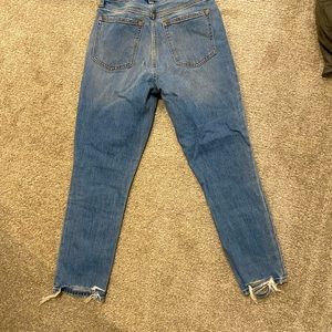 Abercrombie the skinny high rise jean. Medium wash